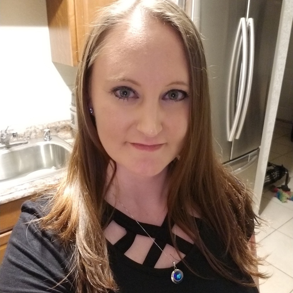 Meet your Posher, Crystal